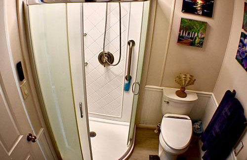 Pelican's Roost, Waterfront comfort at Venture Out - Foto 23