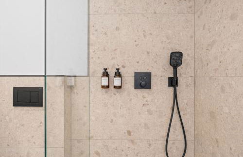 1-2 Personen - Parkplatz - Fahrradgarage - Zentrum - Küche - Balkon - Klima - Foto 18