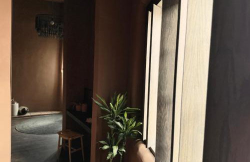 Curated Barrio Stay with Salt-Spun Magic Debut Mid March - Foto 31