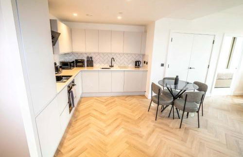 Modern and Sleek 2 Bed Flat in Central Manchester - Foto 12