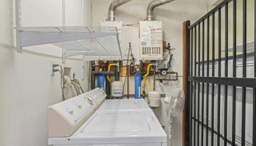 Hawaiian Style Beachfront on Beach Road - Foto 3