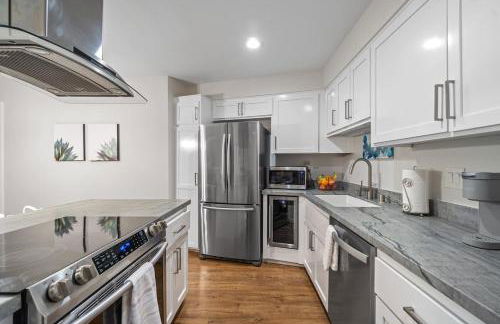 Seaside Serenity with Ocean Views - Photo 18