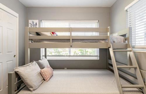 Vacation House with Heated Pool in Bradenton! - Foto 17