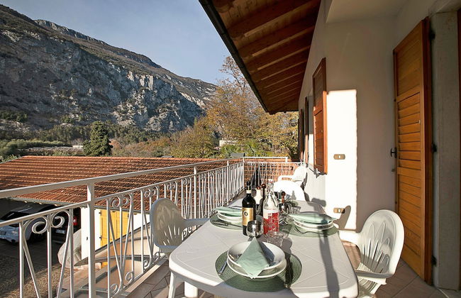 Albatros in Dro With 2 Bedrooms and 1 Bathrooms - Photo 1