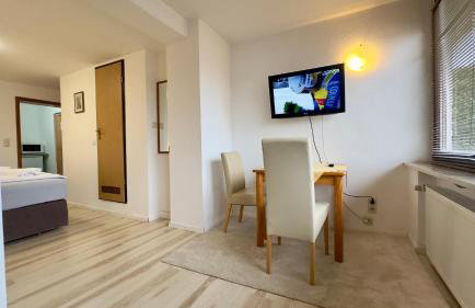 Aparmtent im Münchner Westen, Parkplatz kostenfrei, ruhig - Foto 8