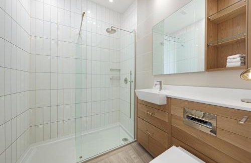 Spacious 4-bed townhouse with parking - Foto 4