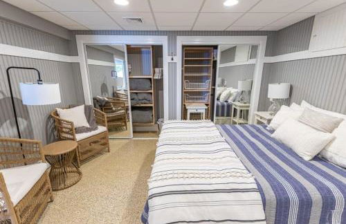 Beautiful Home 30 Feet from the Sand at Spofford Lake! - Foto 43