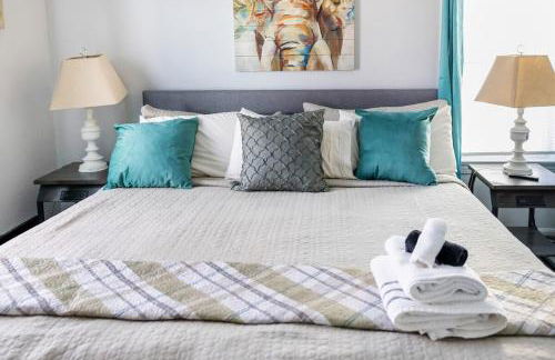 Euclid Near Lake Erie Cleveland king bed - Foto 28