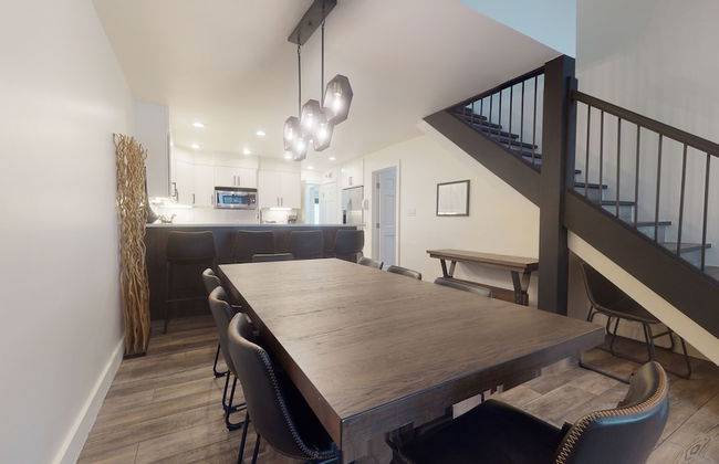 Enzian - CoralTree Residence Collection - Photo 18