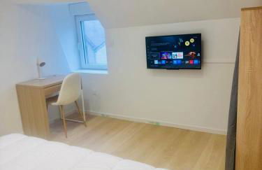 wihi-loges - Appartement type grand T2, calme, centre-ville de Nevers - Foto 3