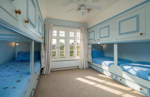 Bay House - Photo 39