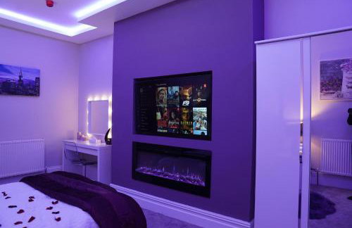 2 Bed Flat - Sleeps 4 - Jacuzzi Bath - Parking - Photo 22