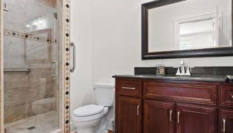 Luxury Retreat in Red Bank TN - Foto 3