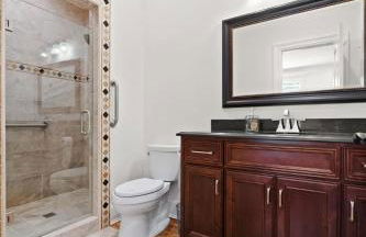 Luxury Retreat in Red Bank TN - Foto 3