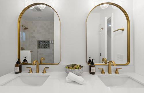 NEW Remodeled Northridge 5 Bedroom Near CSUN & Sherwood Forest - Foto 21