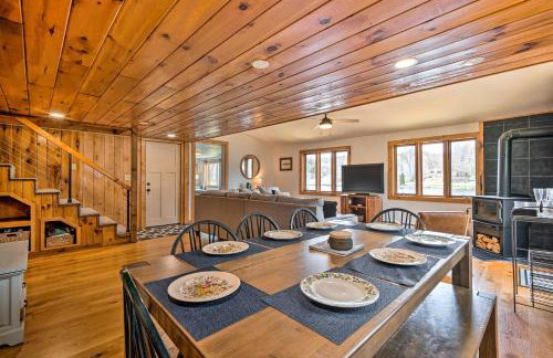 Cozy Castleton Cabin with Fire Pit + Water Access! - Photo 7
