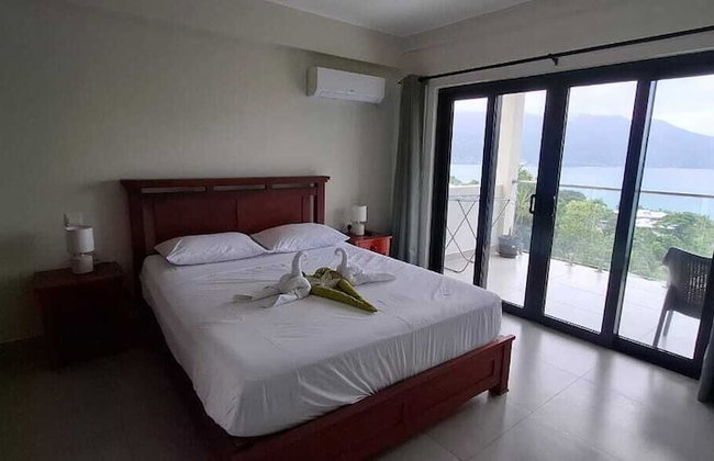 Tropical Secrets Holiday Apartments - Photo 8