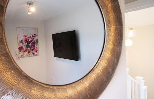 Apartment 11 Bluebridge with Free Parking - Photo 35