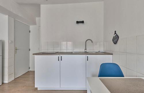 Château Saphir T2 hypercentre historique au pied du château - Foto 8