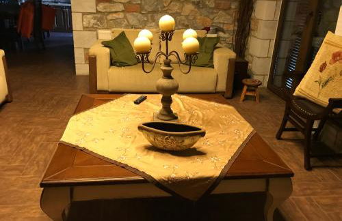 Petrines Villes Avramilias - Photo 28