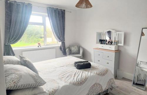 'Serenity in Somerset ' Self Catering House Rental Near Chard , Accomodation for Contract Workers only - Foto 28