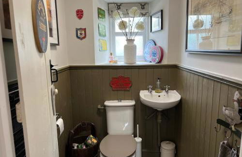 The Old Farmhouse - Photo 16