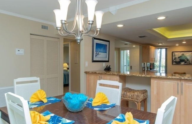 Beautiful Unit In One Of The Most Prestigious Condo Complex In Islamorada 2 Bedroom Condo by RedAwning - Photo 14