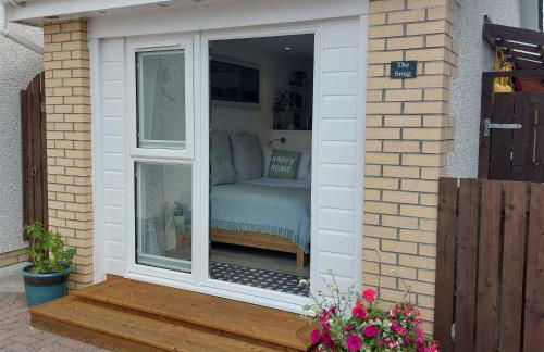 The Snug - Cosy Retreat for Two - Photo 31