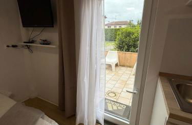 Studio with Garden - Foto 5