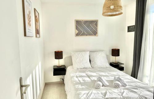 Douceurs de Jeanne - Appartement 2 chambres au pied de la gare - Foto 18