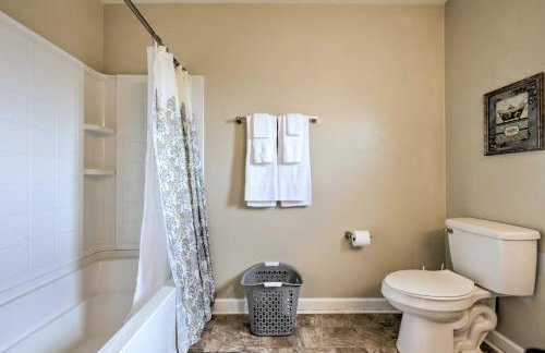 Spacious Pooler Home with Family-Friendly Perks - Photo 26