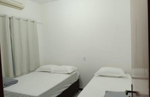 Casa espaçosa, com ar condicionado em todos os quartos - Foto 19