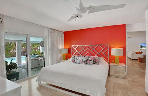 New! Waterfront Heated Pool, Fishing Pier, Designer Touches, 2mi to Beach - Photo 24