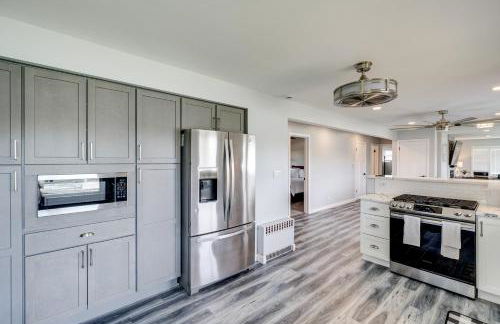 Riverfront Retreat with Dock and Kayaks in McHenry - Foto 10