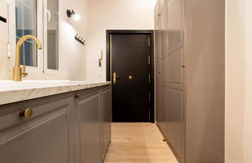 Puerta de America en Madrid - Photo 37