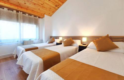 Casa en La Vila medieval de La Pobla de Lillet - Foto 2