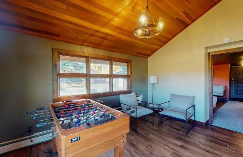 Pioneer Ridge Main House - Photo 6