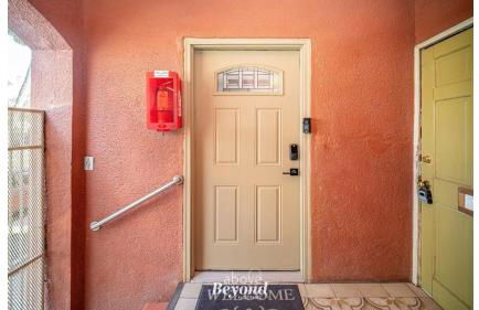 The Royal Treatment - Photo 3