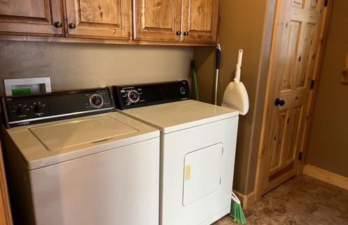 Lakeside, Hot Tub Theater Room - Foto 16