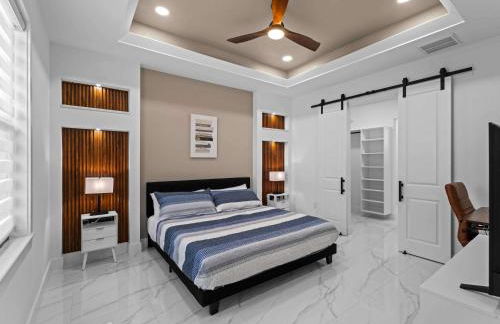 Brand-New - Contemporary Gem-Pool Game Room BBQ - Foto 17