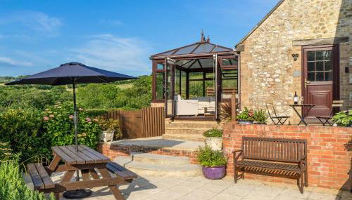 Poirot Cottage - Photo 2