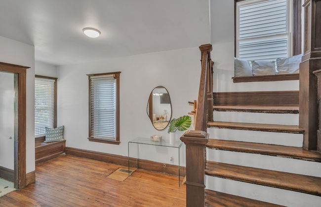 Pet Friendly 5BR Home near Downtown Detroit by RedAwning - Photo 14