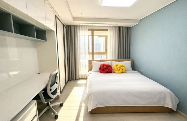 The November Stay In Landmark - Photo 52