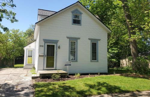 Walking Distance to downtown Grand Haven - Foto 2