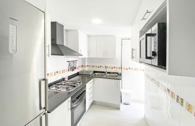 Elegant 4 beds train station upto 6 Pax - Foto 16