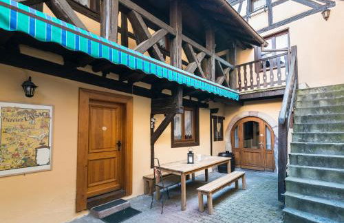 Gîtes de la Maison Vigneronne, au Coeur de Ribeauvillé - Foto 6