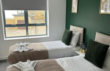 Long Stay - Free Parking - Contractors - Train Station - Students - Foto 3