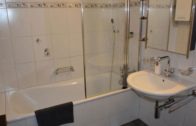 Bijou Eggetli - Foto 13