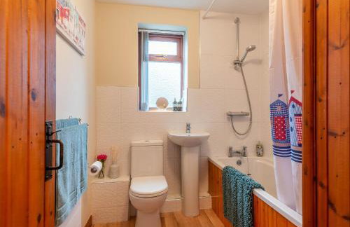 Maybeck Cottage - Photo 12