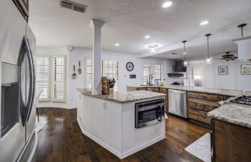 Trophy Haven Retreat With Pool - Foto 18